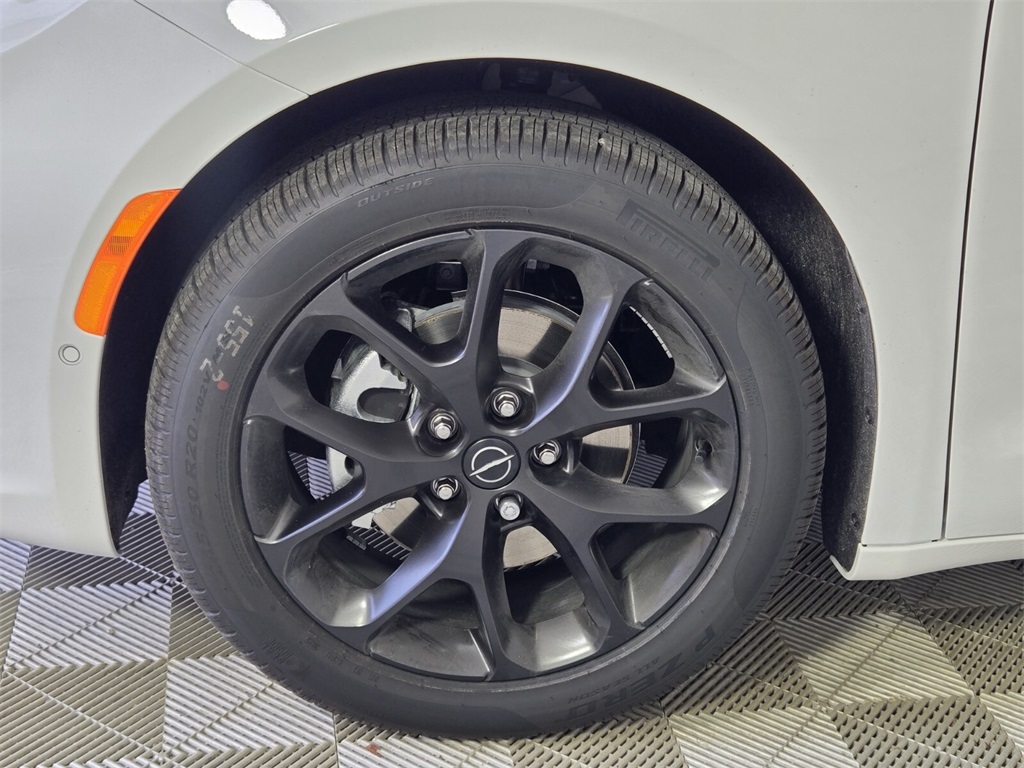 new 2026 Chrysler Pacifica car, priced at $41,317