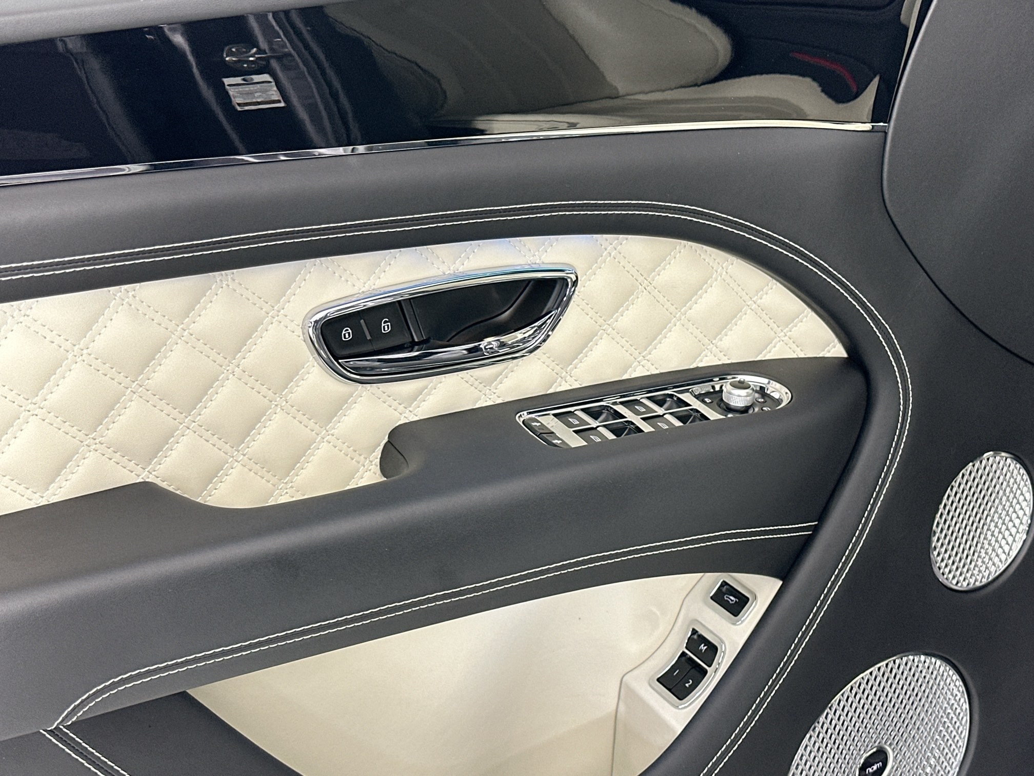 used 2021 Bentley Bentayga car, priced at $139,998