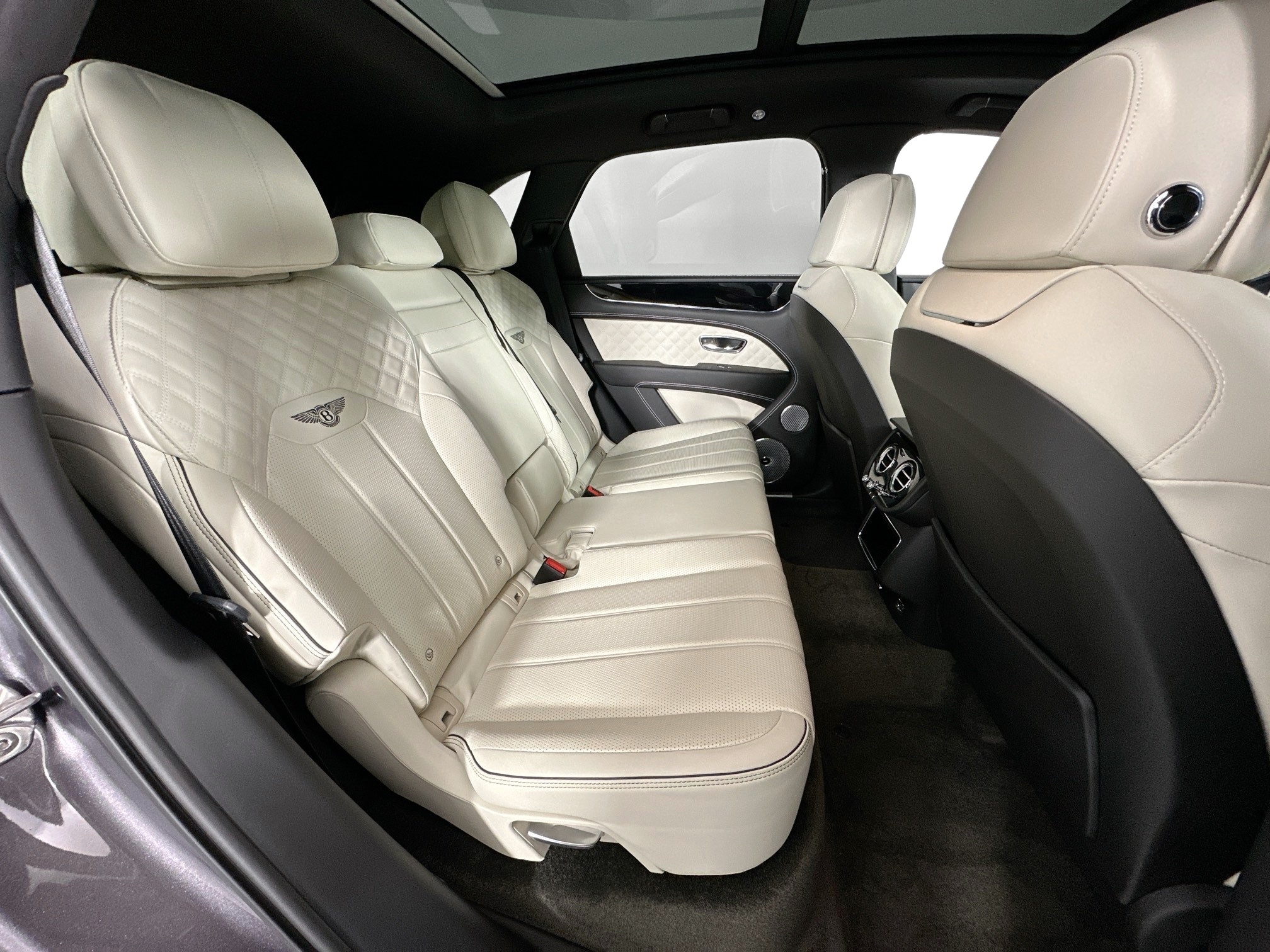 used 2021 Bentley Bentayga car, priced at $139,998