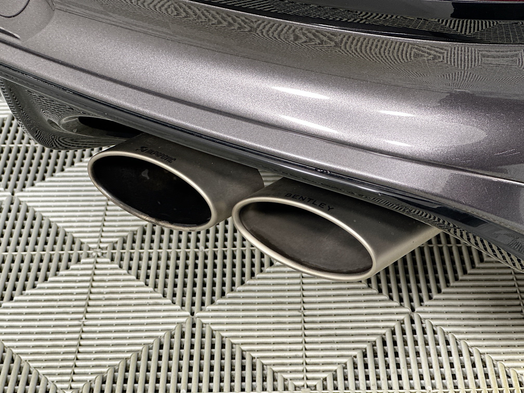 used 2021 Bentley Bentayga car, priced at $139,998