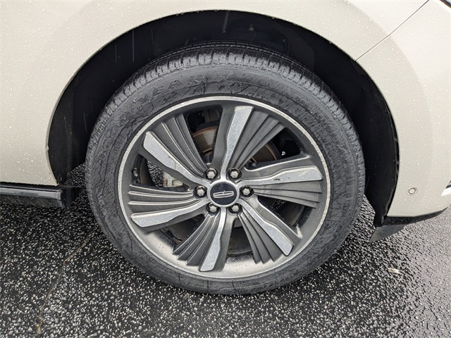 2019 Lincoln Navigator Select