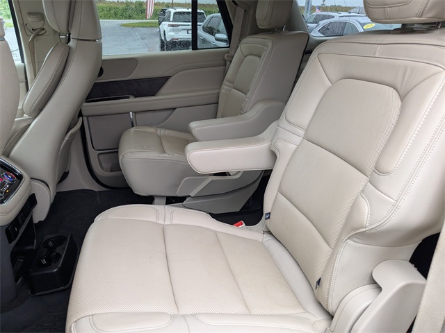2019 Lincoln Navigator Select