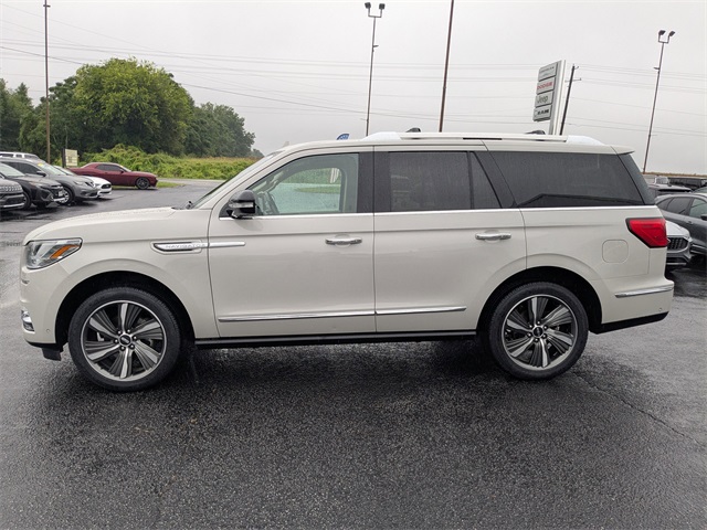 2019 Lincoln Navigator Select