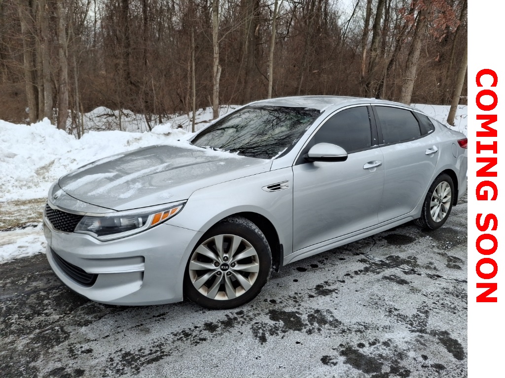 2018 Kia Optima LX's photo
