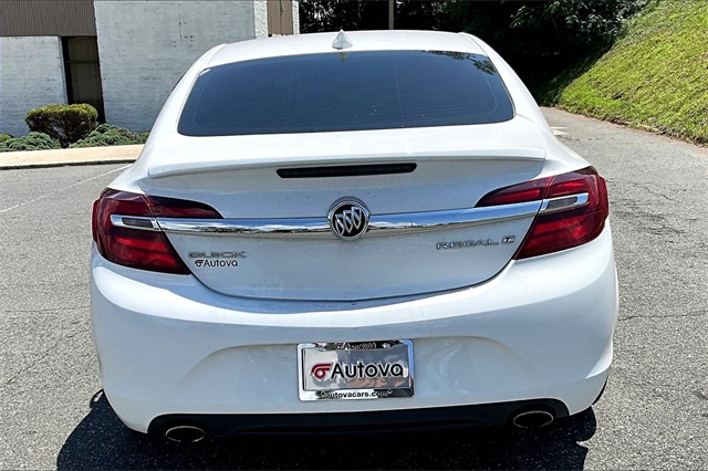 2017 Summit White Buick Regal Turbo FWD Sedan