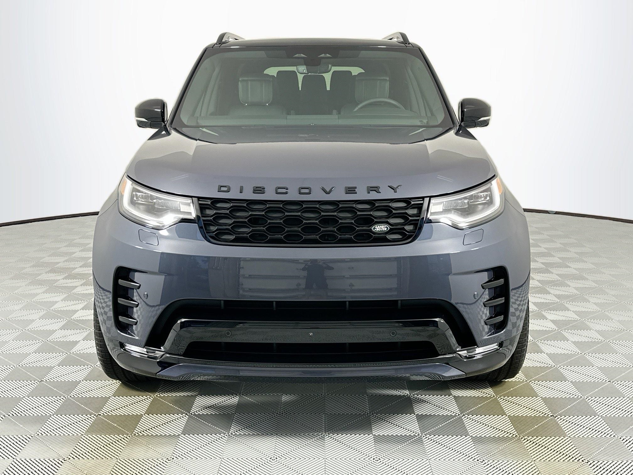 used 2025 Land Rover Discovery car, priced at $59,995