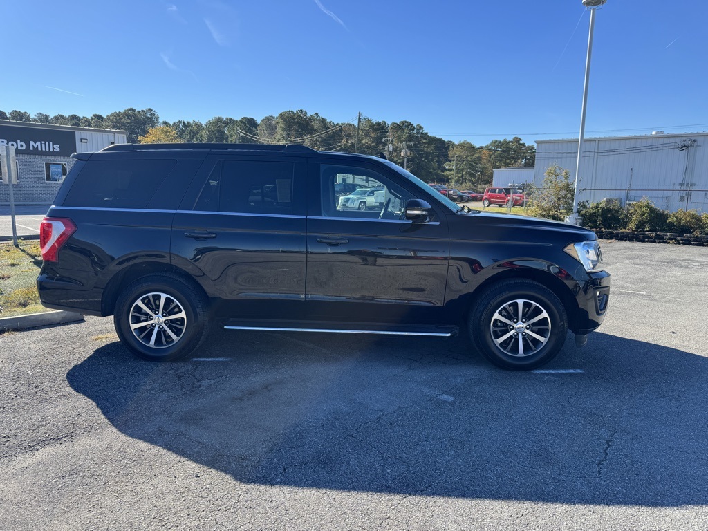 2021 Ford Expedition XLT:16966P