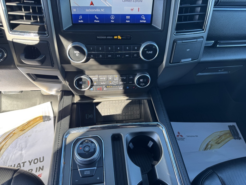 2021 Ford Expedition XLT:16966P