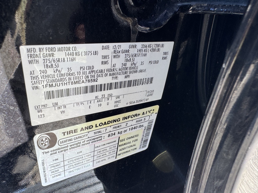 2021 Ford Expedition XLT:16966P