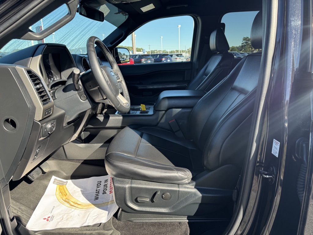 2021 Ford Expedition XLT:16966P