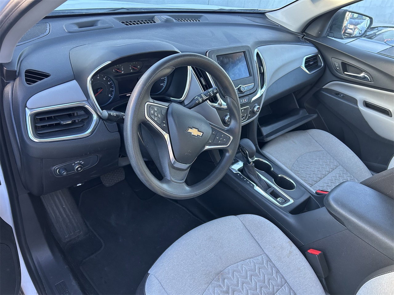 used 2024 Chevrolet Equinox car, priced at $17,992