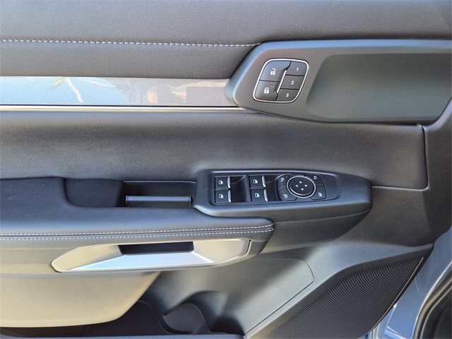 New 2025 Ford Ranger Lariat 4D Crew Cab