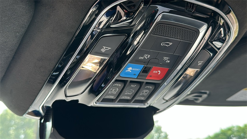 used 2024 Jeep Grand Wagoneer car, priced at $63,993