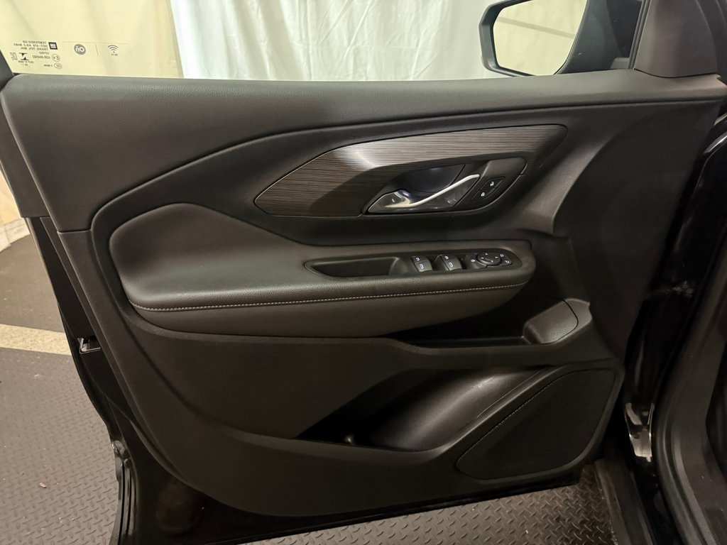 used 2023 GMC Terrain car, priced at $20,977