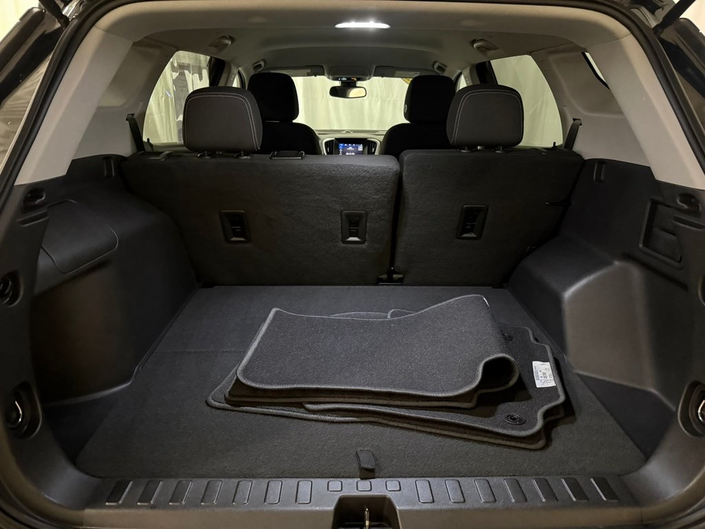 used 2023 GMC Terrain car, priced at $20,977