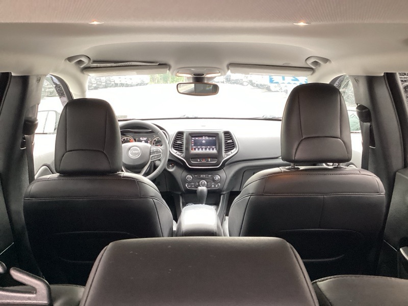 2021 Jeep Cherokee Latitude Lux photo 12