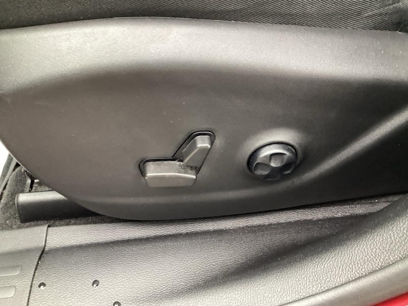 2021 Jeep Cherokee Latitude Lux photo 20