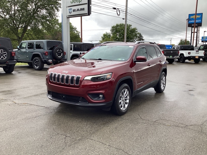 2021 Jeep Cherokee Latitude Lux photo 3