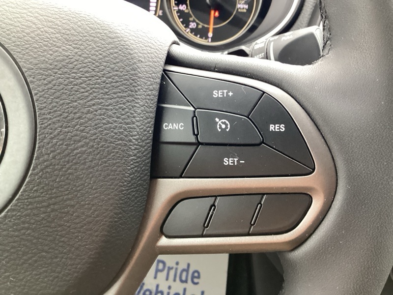 2021 Jeep Cherokee Latitude Lux photo 27