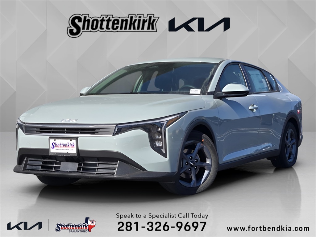 2025 Kia K4 LXS's photo