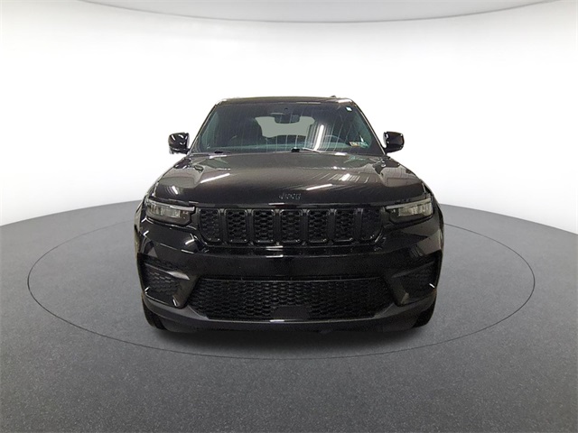 used 2023 Jeep Grand Cherokee car, priced at $30,911