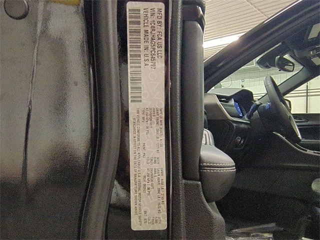 used 2023 Jeep Grand Cherokee car, priced at $30,911