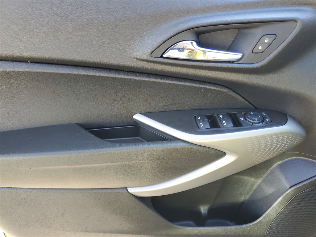 used 2024 Chevrolet Trax car, priced at $19,995