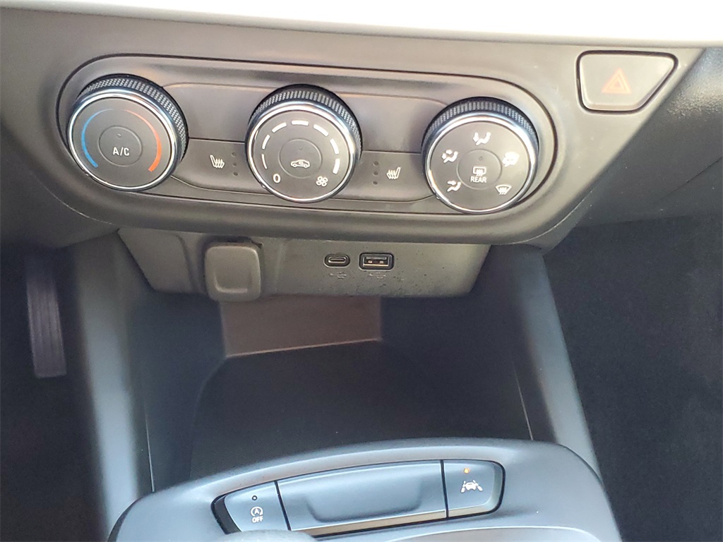 used 2024 Chevrolet Trax car, priced at $19,995