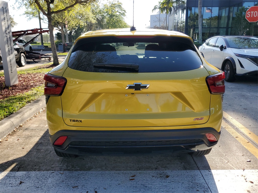 used 2024 Chevrolet Trax car, priced at $19,995