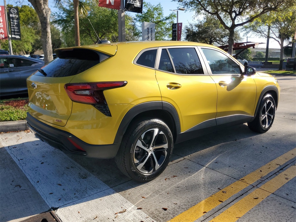 used 2024 Chevrolet Trax car, priced at $19,995