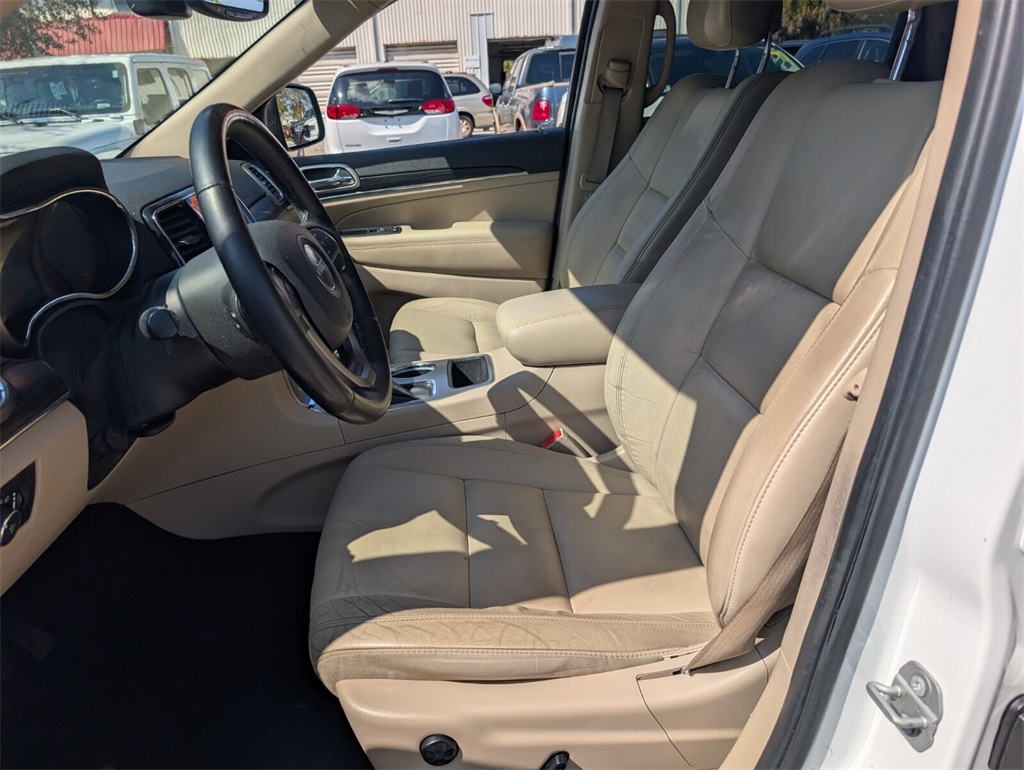 used 2019 Jeep Grand Cherokee car, priced at $16,988