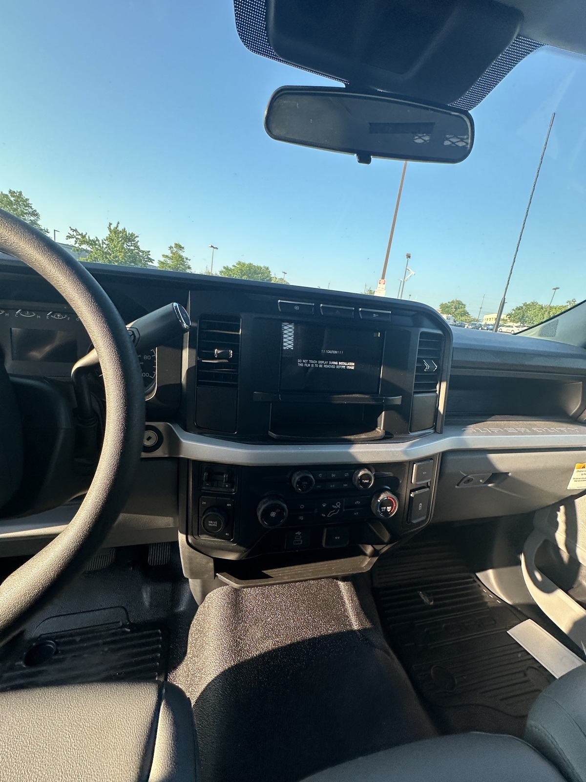 2024 Ford F-350 photo 4