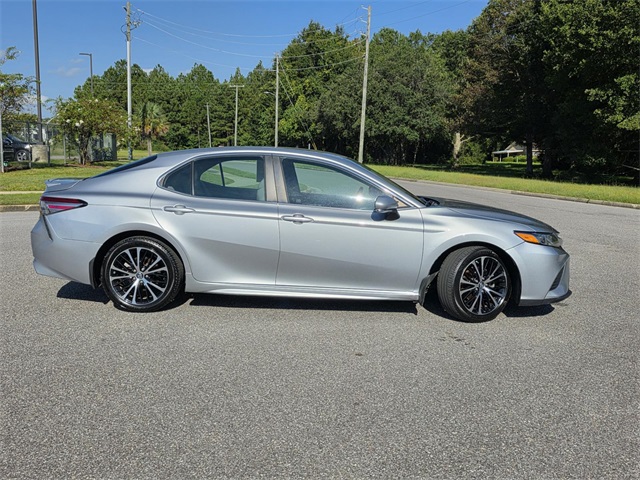 Used 2018 Toyota Camry Sedan