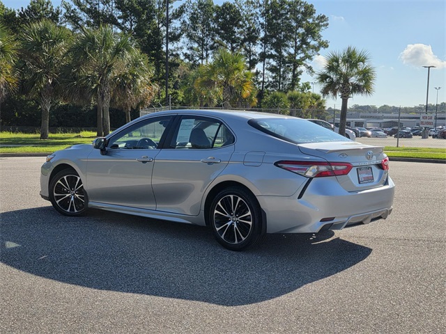 Used 2018 Toyota Camry Sedan