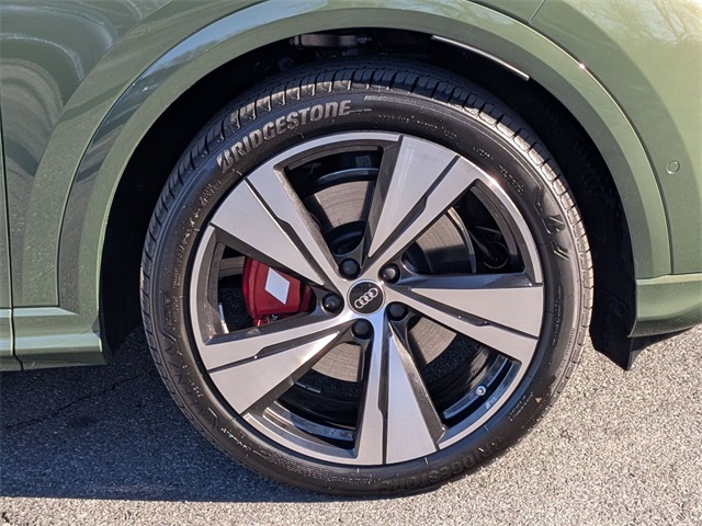 new 2025 Audi SQ5 car, priced at $76,155