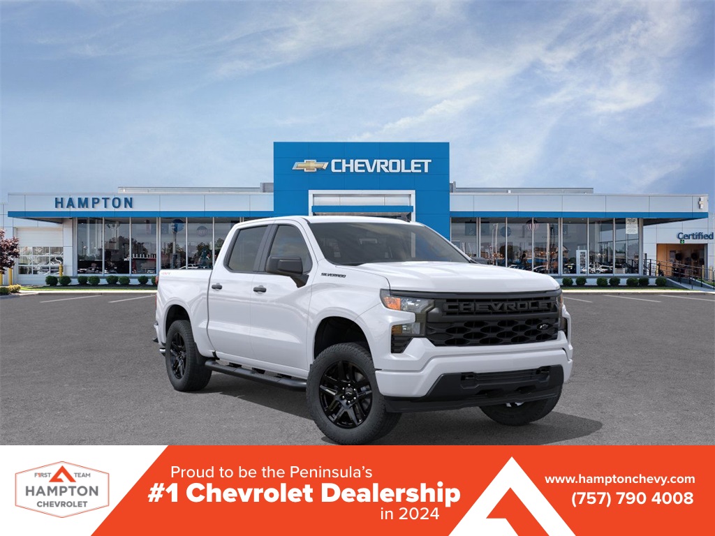 2025 Chevrolet Silverado 1500 Custom 4D Crew Cab 4WD