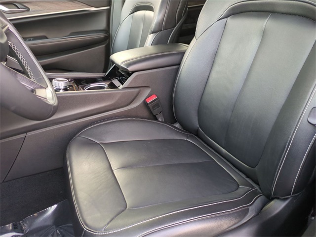 used 2023 Jeep Grand Cherokee car, priced at $32,911