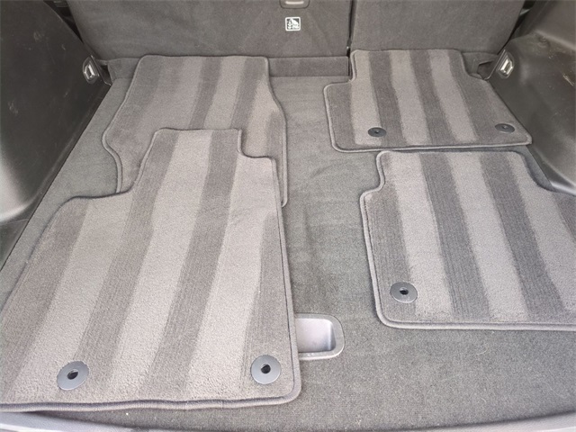 used 2023 Jeep Grand Cherokee car, priced at $32,911