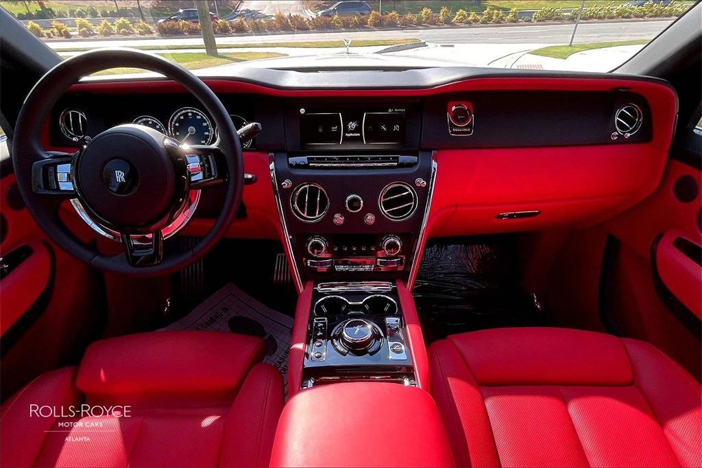 2024 White Rolls-Royce Cullinan AWD SUV