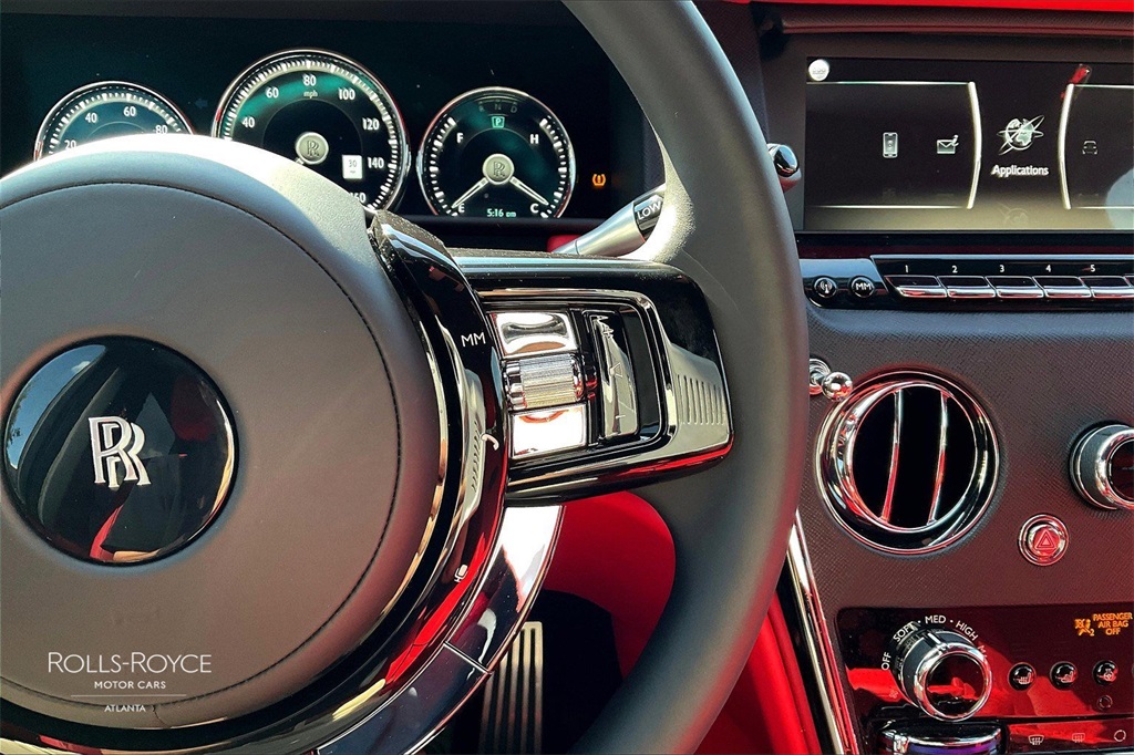 2024 White Rolls-Royce Cullinan AWD SUV