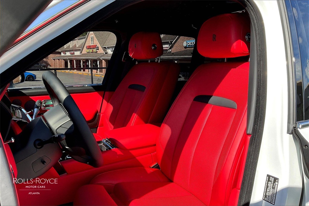 2024 White Rolls-Royce Cullinan AWD SUV