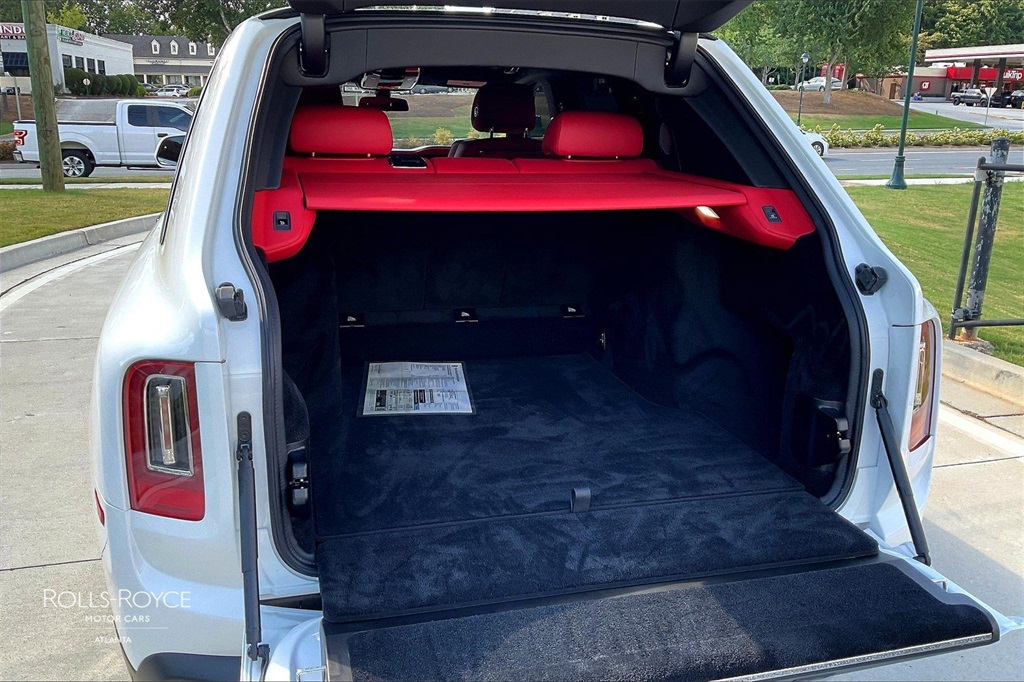 2024 White Rolls-Royce Cullinan AWD SUV