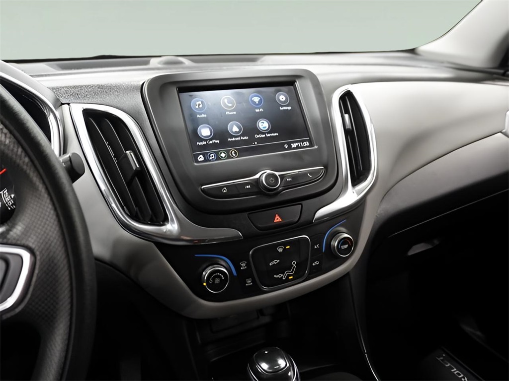 2020 Chevrolet Equinox LS photo 4