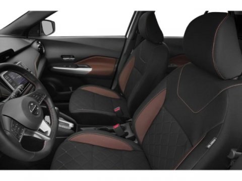 2020 Aspen White/Super Black Nissan Kicks SR FWD SUV