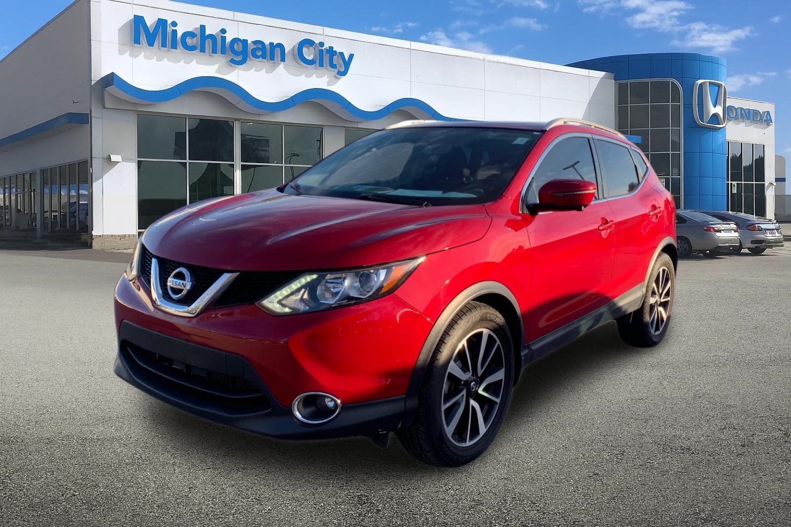 2017 Nissan Rogue Sport SL's photo