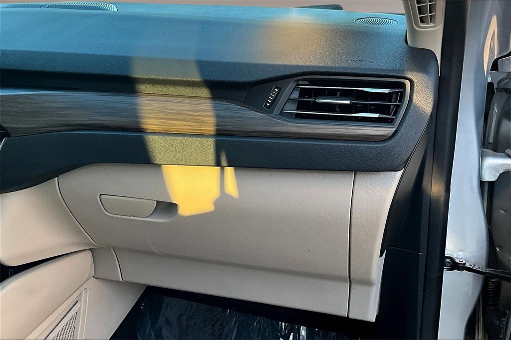 Used 2020 Ford Escape Titanium with VIN 1FMCU9J92LUB17834 for sale in Athens, TN