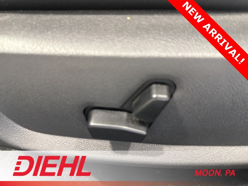 Used 2009 Dodge Challenger Coupe