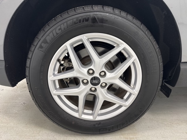 used 2024 Ford Edge car, priced at $25,788