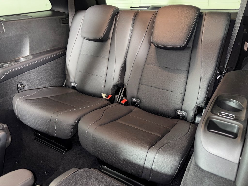 used 2025 Mercedes-Benz GLS car, priced at $77,890