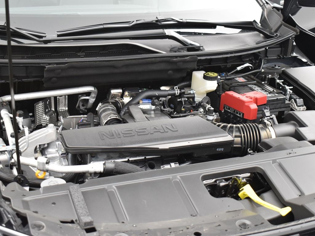 2025 Nissan Rogue S photo 15